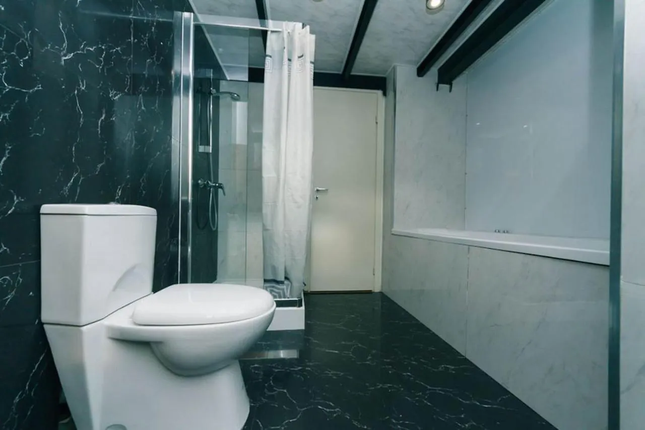 Vip Apartment At Horodetskoho 4 キエフ